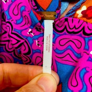 Free People sexy, fashionable, versatile jumper